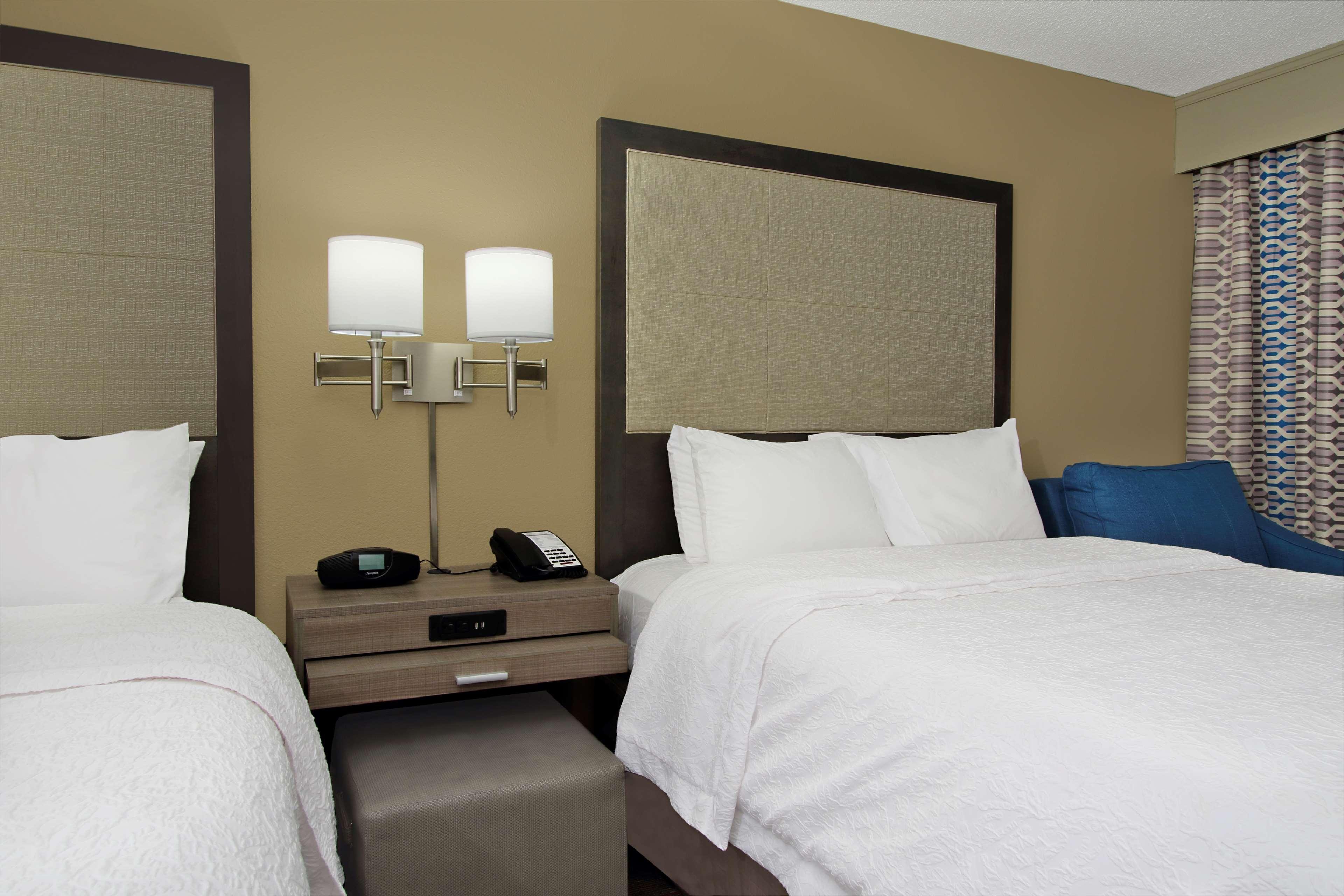 Hampton Inn Медісон Екстер'єр фото