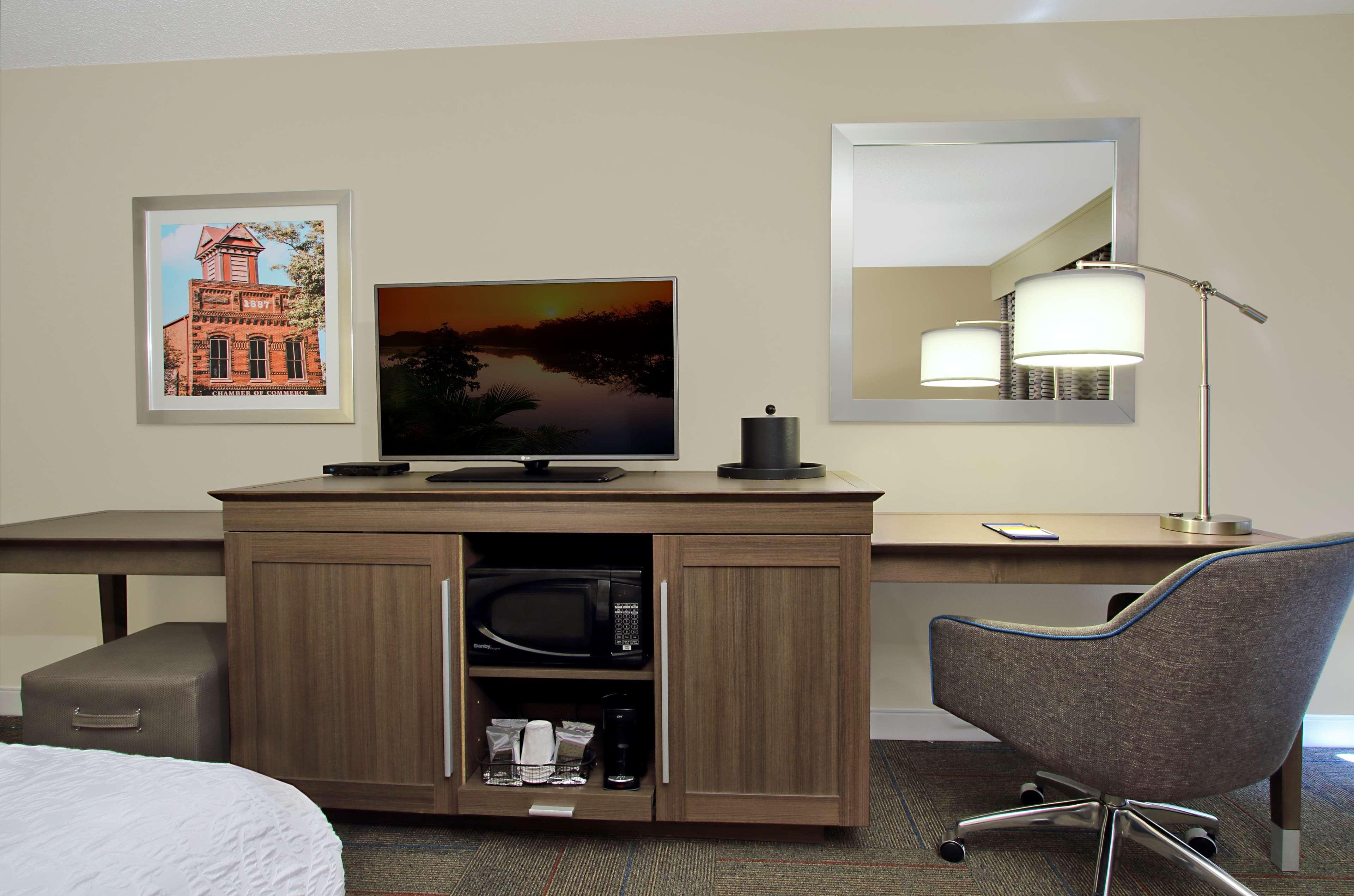 Hampton Inn Медісон Екстер'єр фото