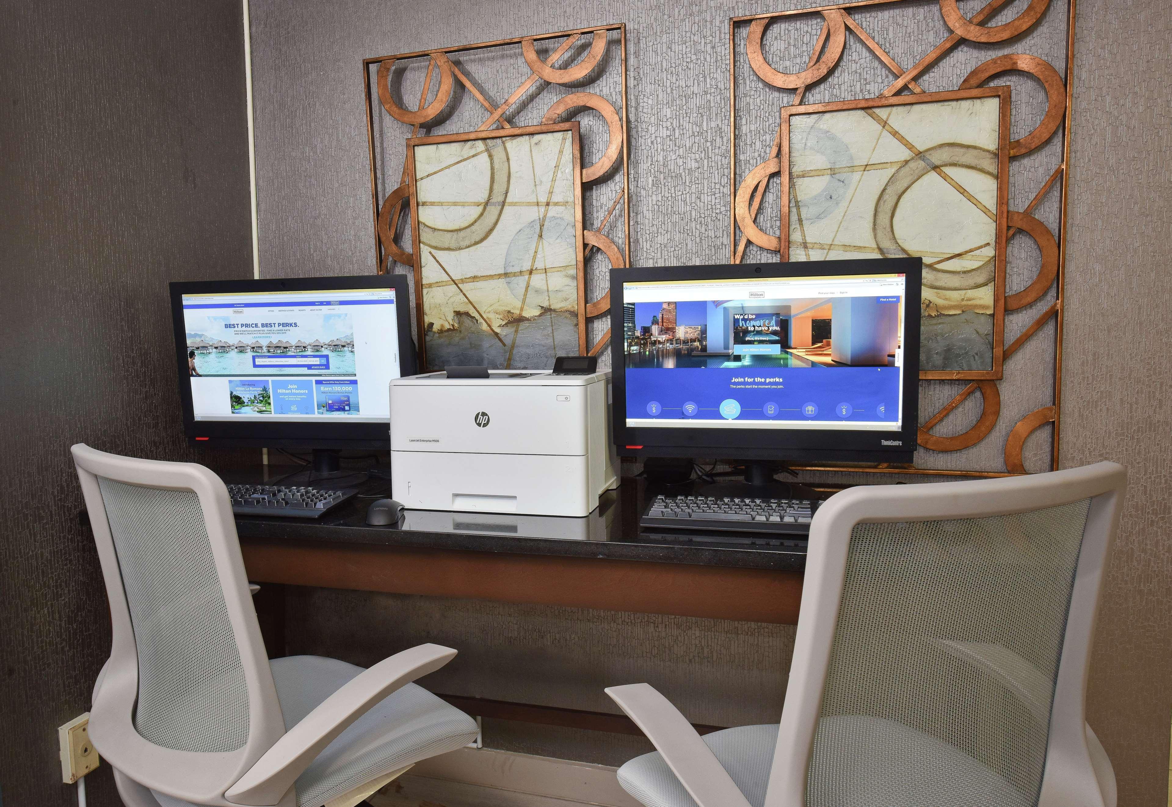 Hampton Inn Медісон Екстер'єр фото