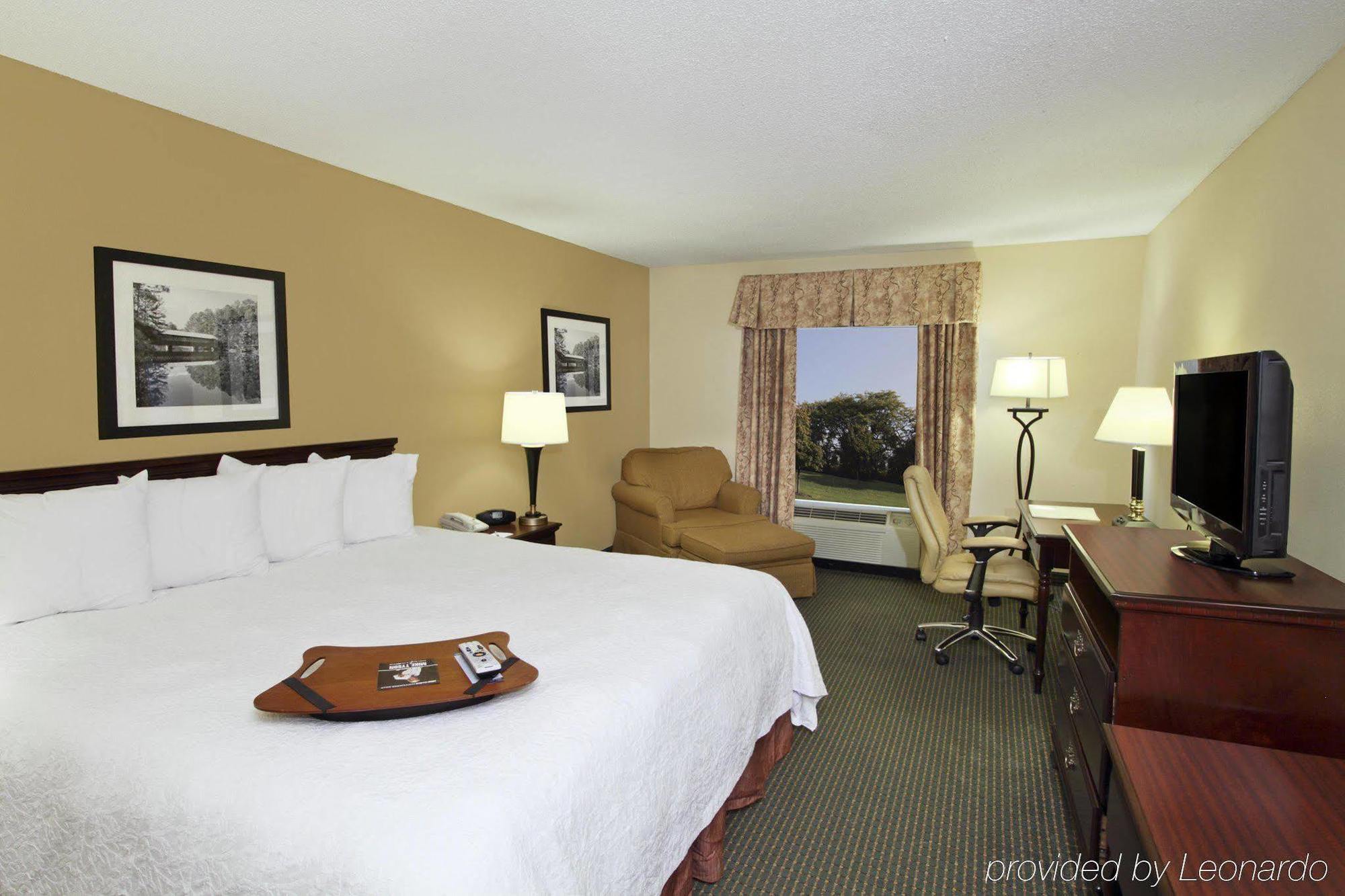 Hampton Inn Медісон Екстер'єр фото